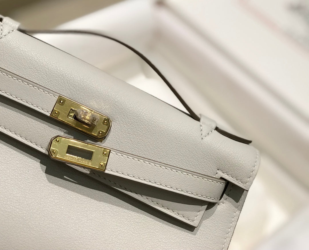 new-luxury-designer-bags-nm23111