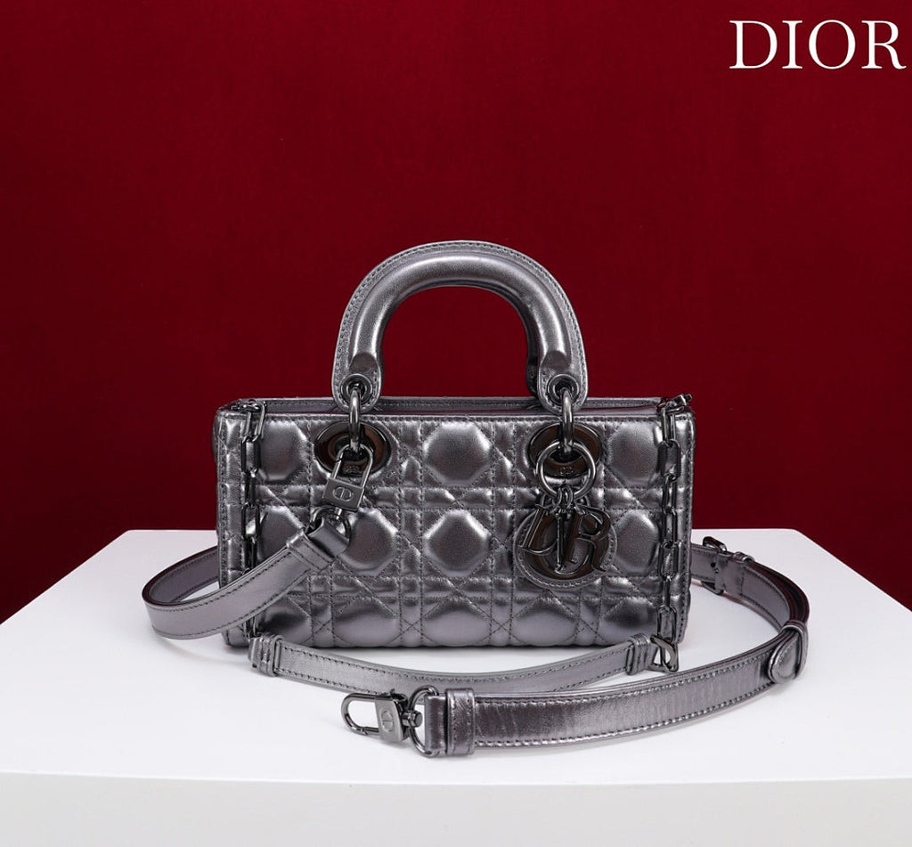 Anum Bags - DESIGNER BAGS FOR WOMEN - AFFORDABLE LUXURY BAGS - 19051