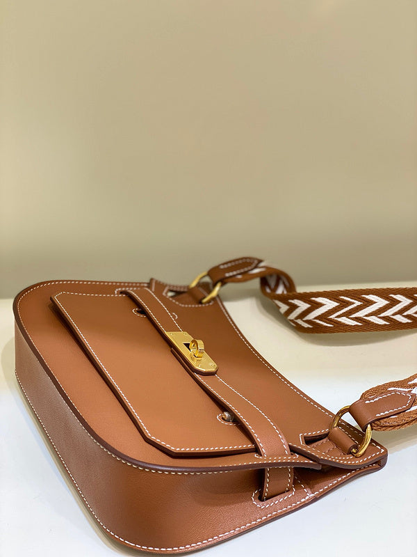 new-luxury-designer-bags-nm23980