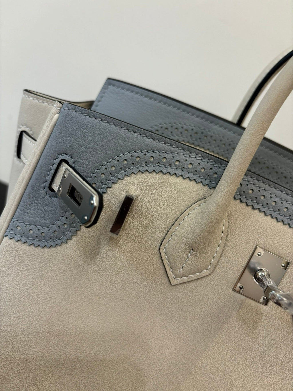new-luxury-designer-bags-nm23209