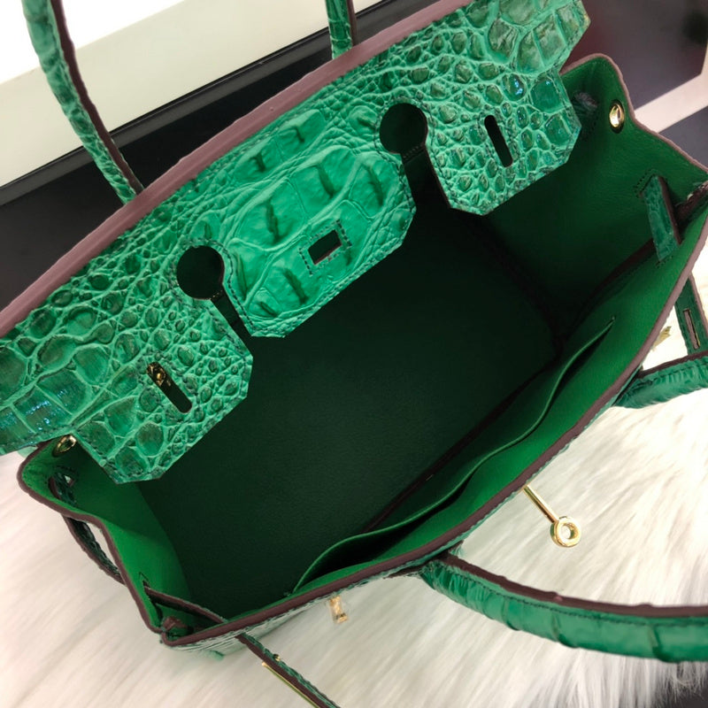 new-luxury-designer-bags-nm23521