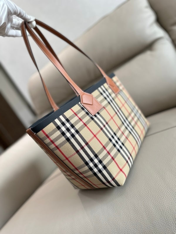 Ezyycart Bags - DESIGNER BAGS FOR WOMEN - AFFORDABLE LUXURY BAGS - 17351