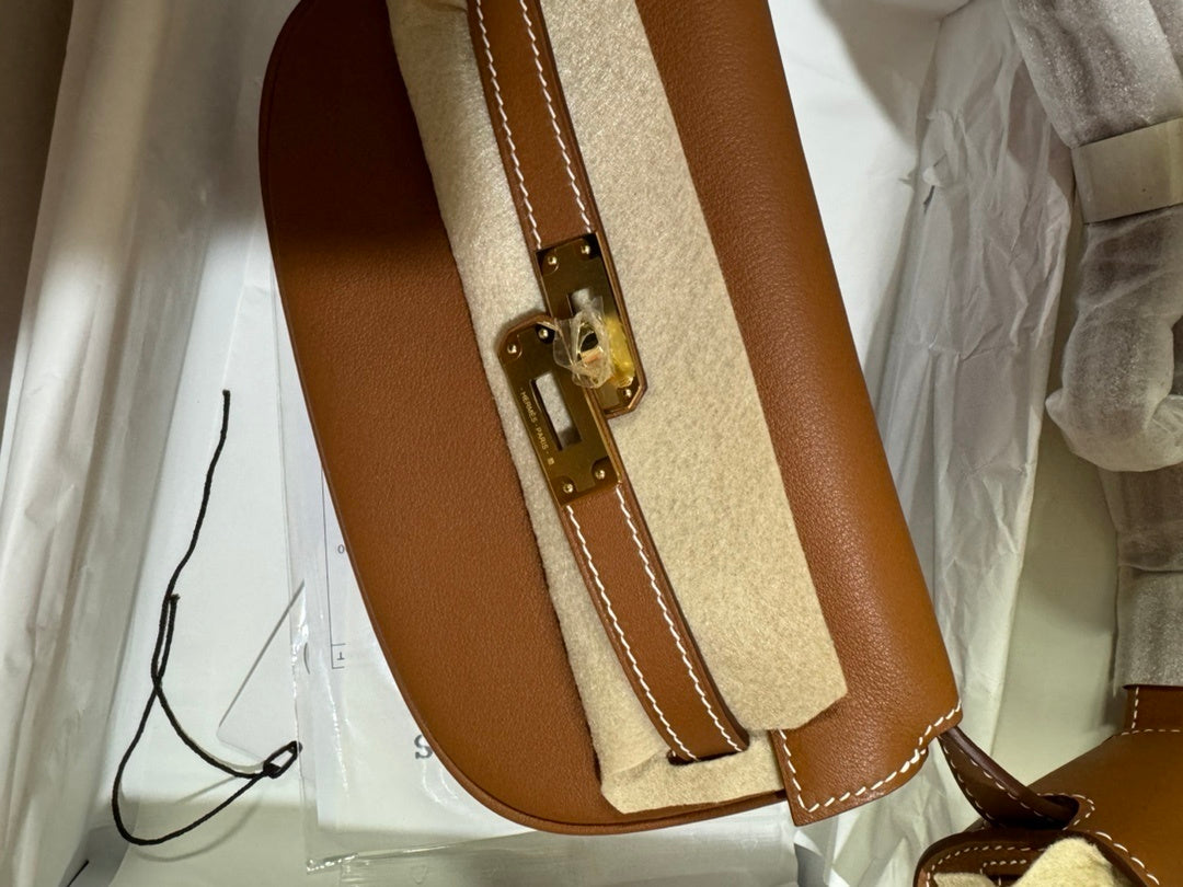 new-luxury-designer-bags-nm23141
