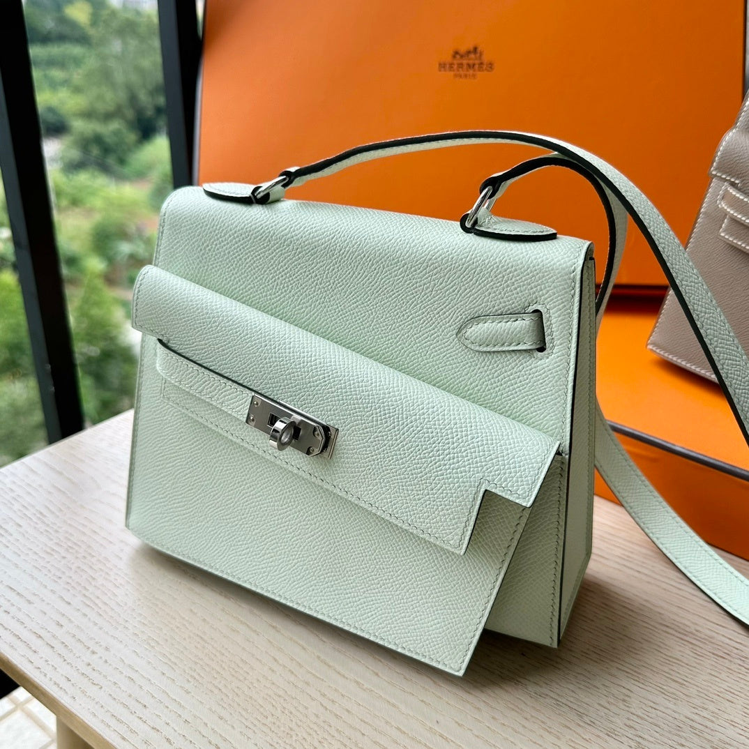 new-luxury-designer-bags-nm22984