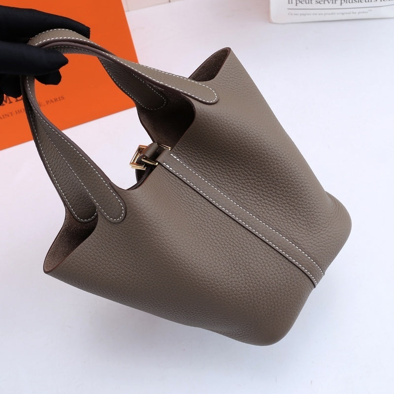 new-luxury-designer-bags-nm23483