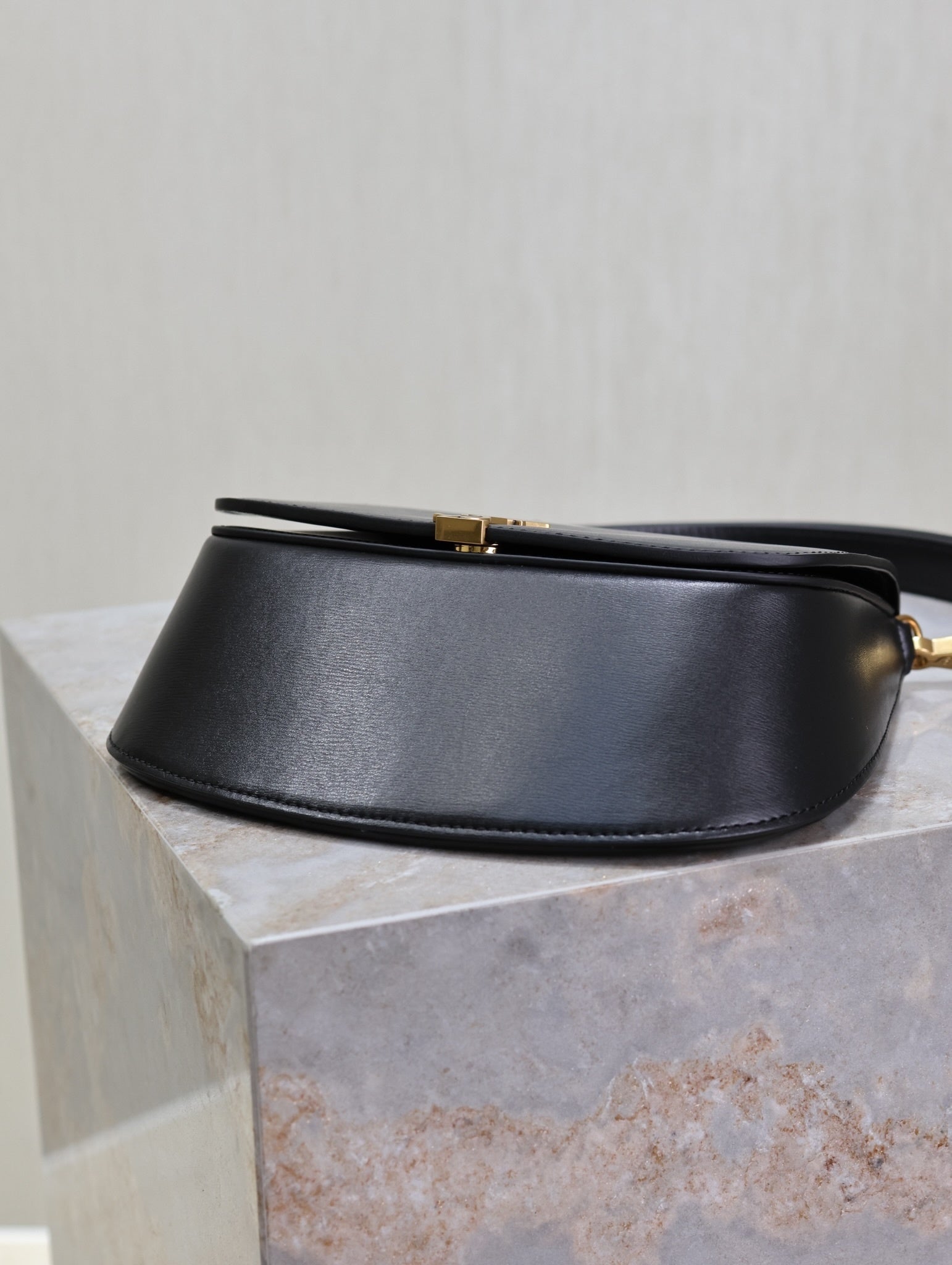 Ezyycart Bags - Premium Luxury Goods and Accessories - AFFORDABLE LUXURY BAGS - 15385
