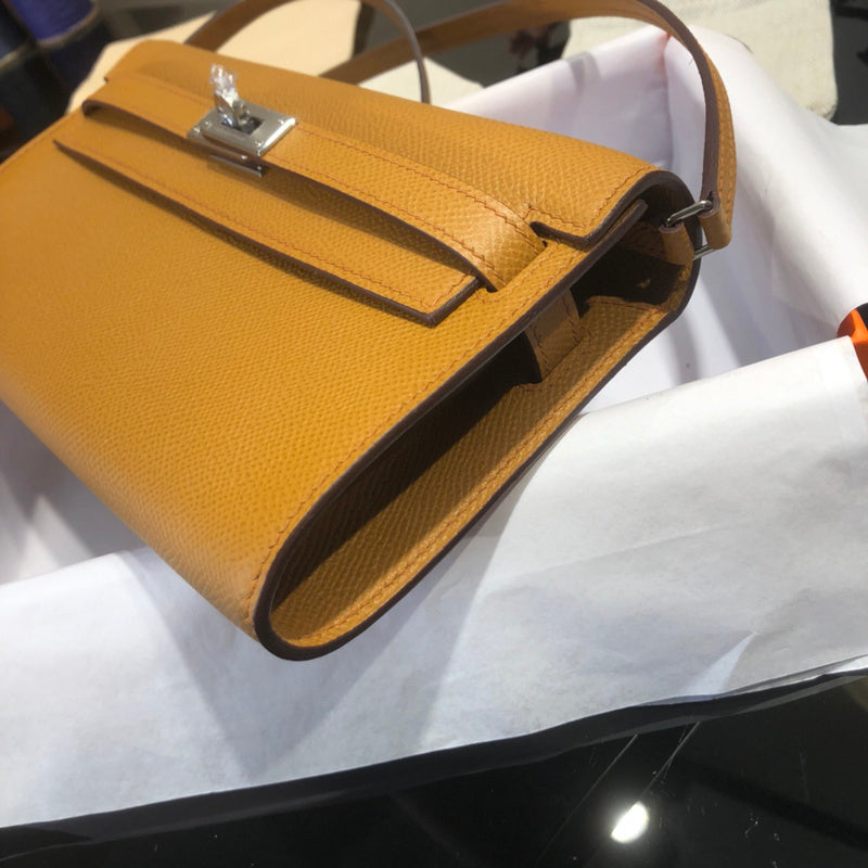 new-luxury-designer-bags-nm23566