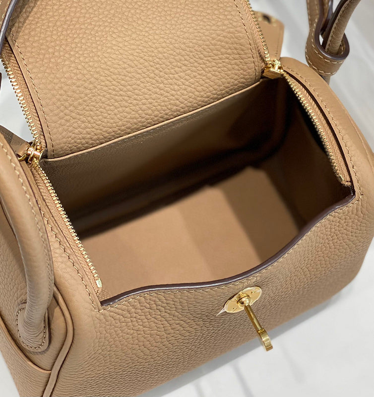 new-luxury-designer-bags-nm23541