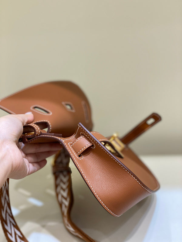 new-luxury-designer-bags-nm23980