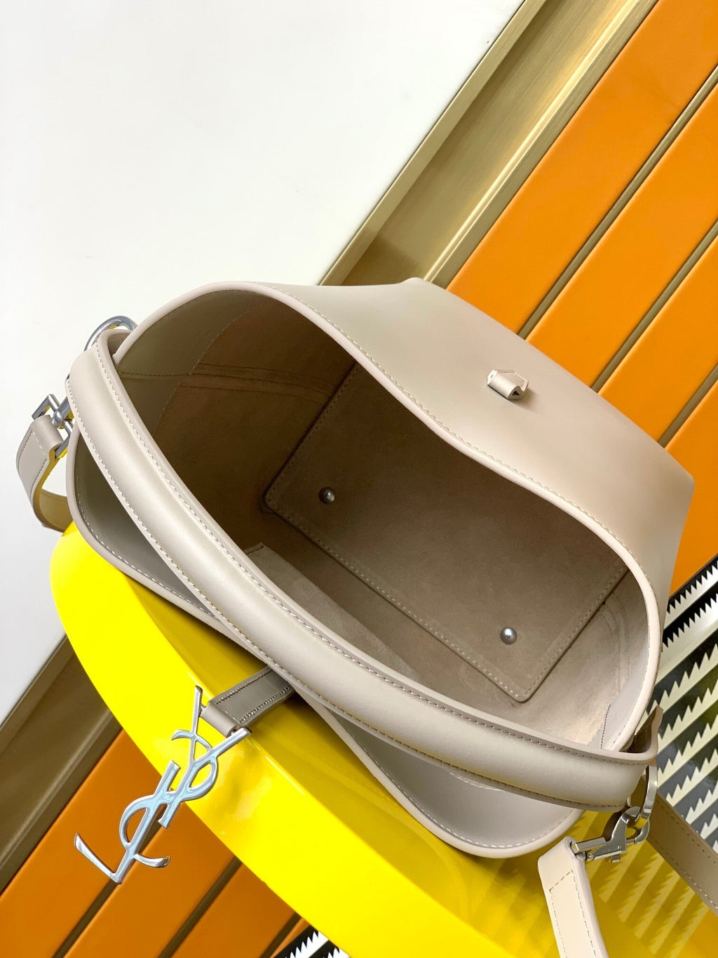 Ezyycart Bags - Best High-End Brands in One Place - AFFORDABLE LUXURY BAGS - 15208