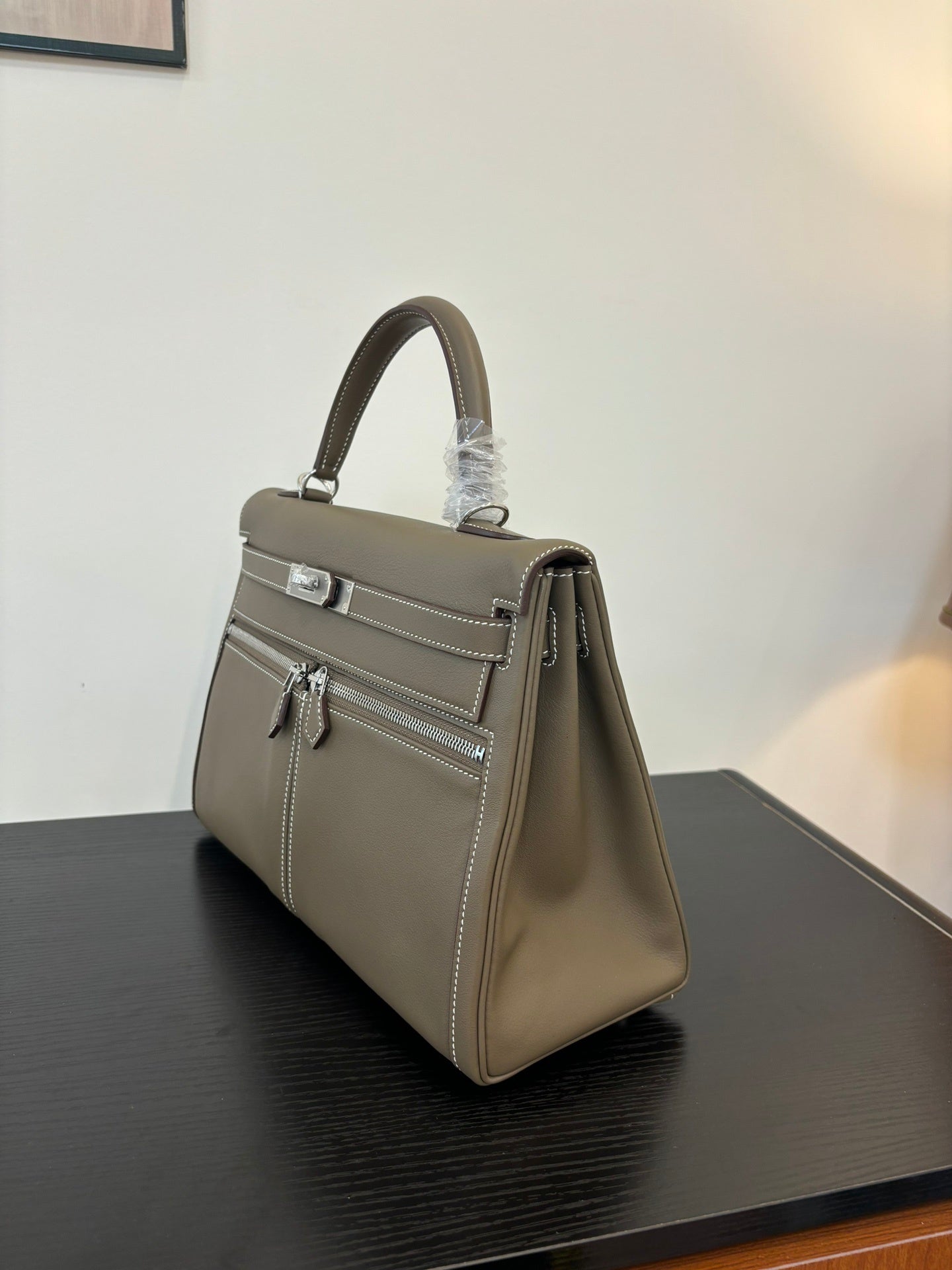 new-luxury-designer-bags-nm22943
