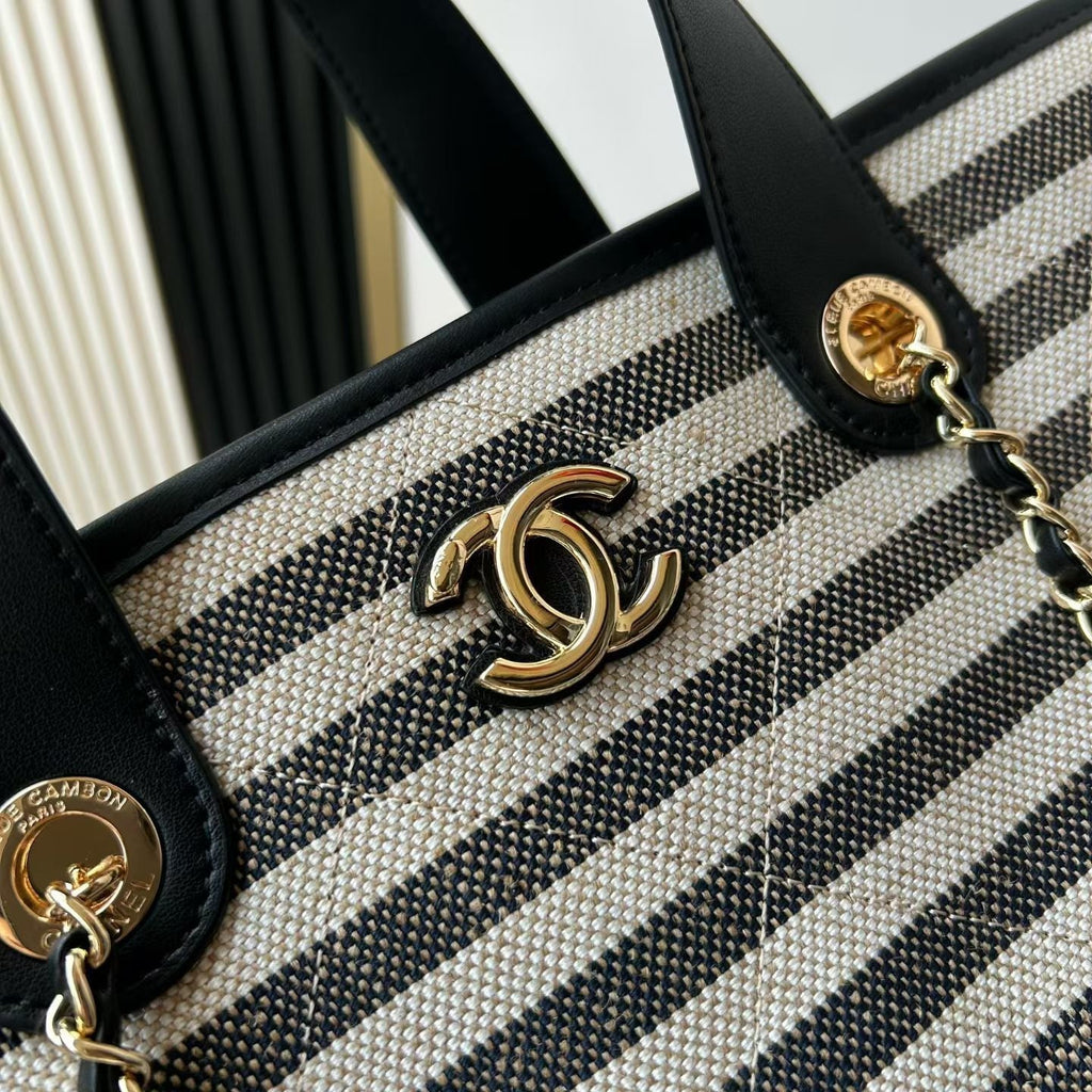 Anum Bags Bags - High-Quality Designer Products for You - AFFORDABLE LUXURY BAGS - 6907