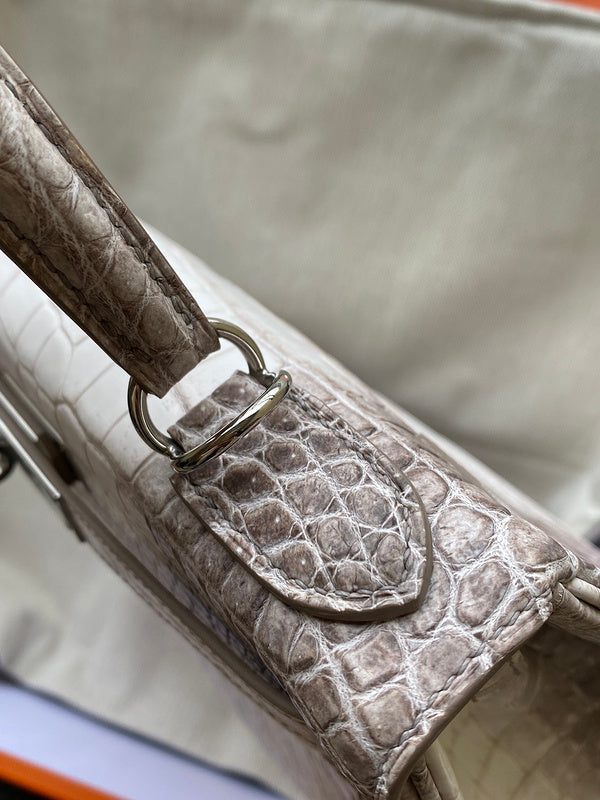 new-designer-premium-bags-nm23955