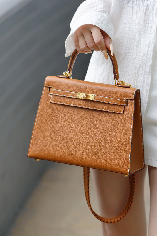 new-luxury-designer-bags-nm23375