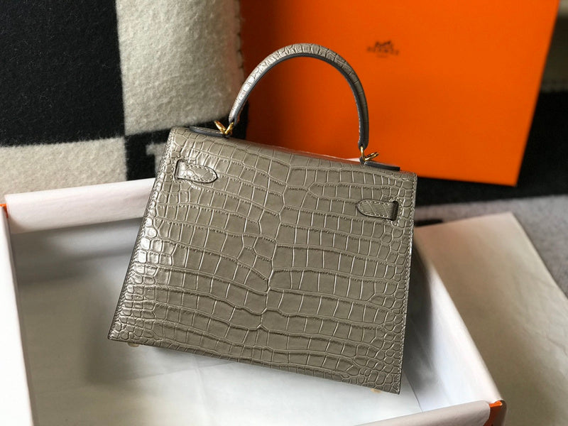 new-designer-premium-bags-nm23686