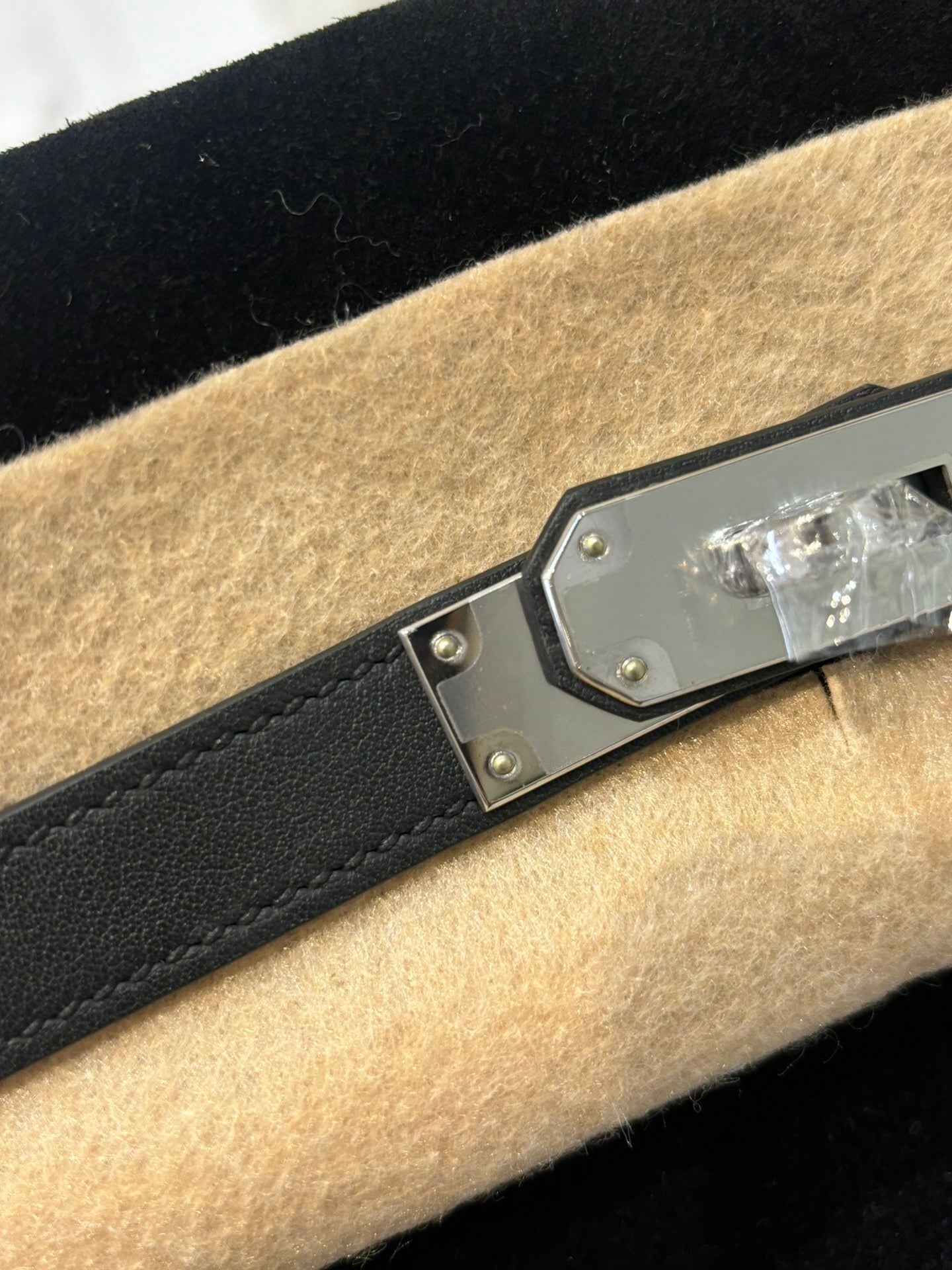 new-luxury-designer-bags-nm23298