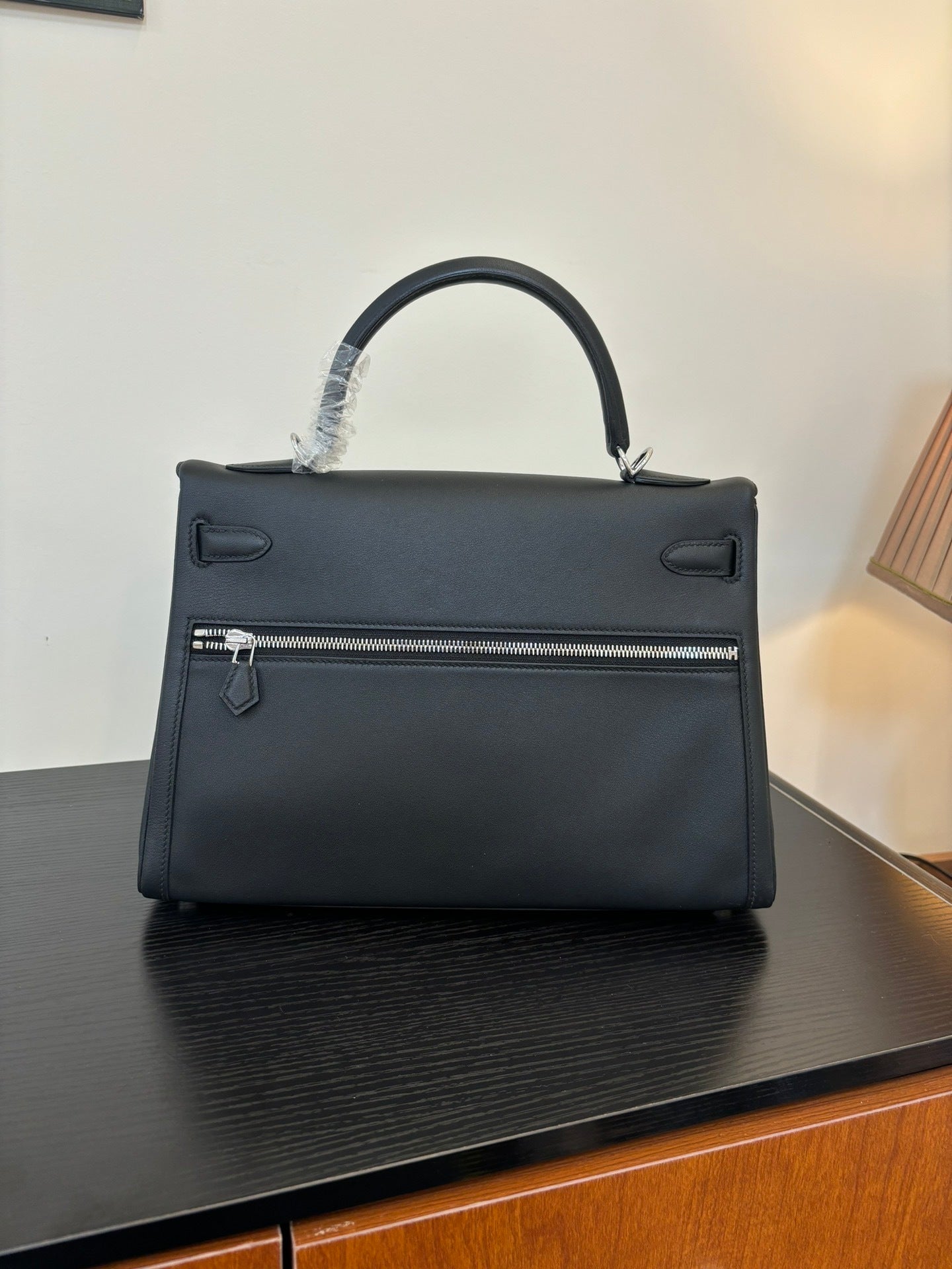 new-luxury-designer-bags-nm22941
