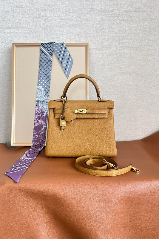 new-luxury-designer-bags-nm23913