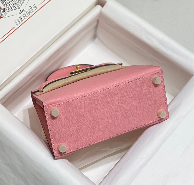 new-luxury-designer-bags-nm23539