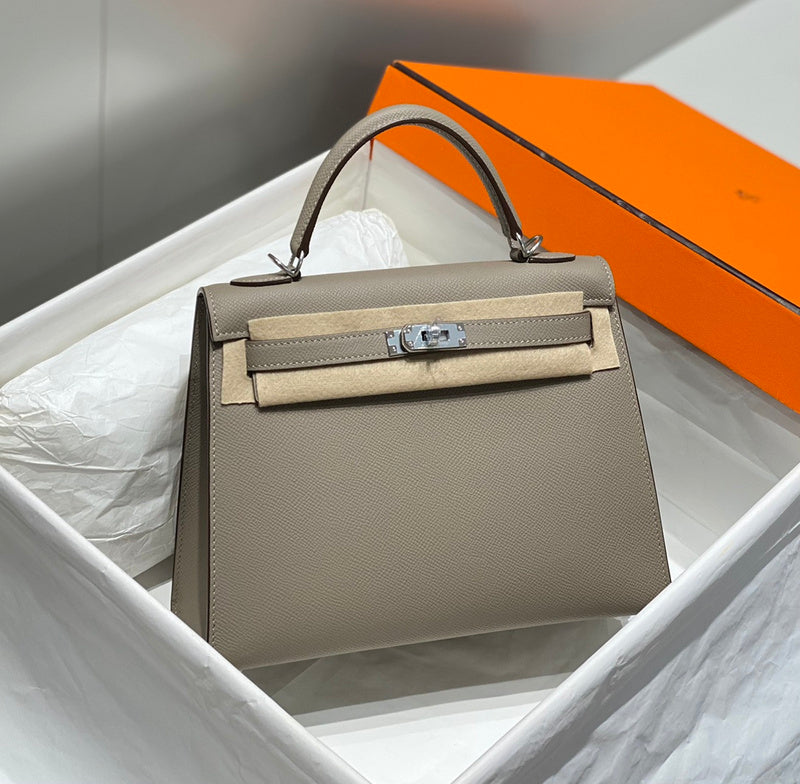 new-luxury-designer-bags-nm23780