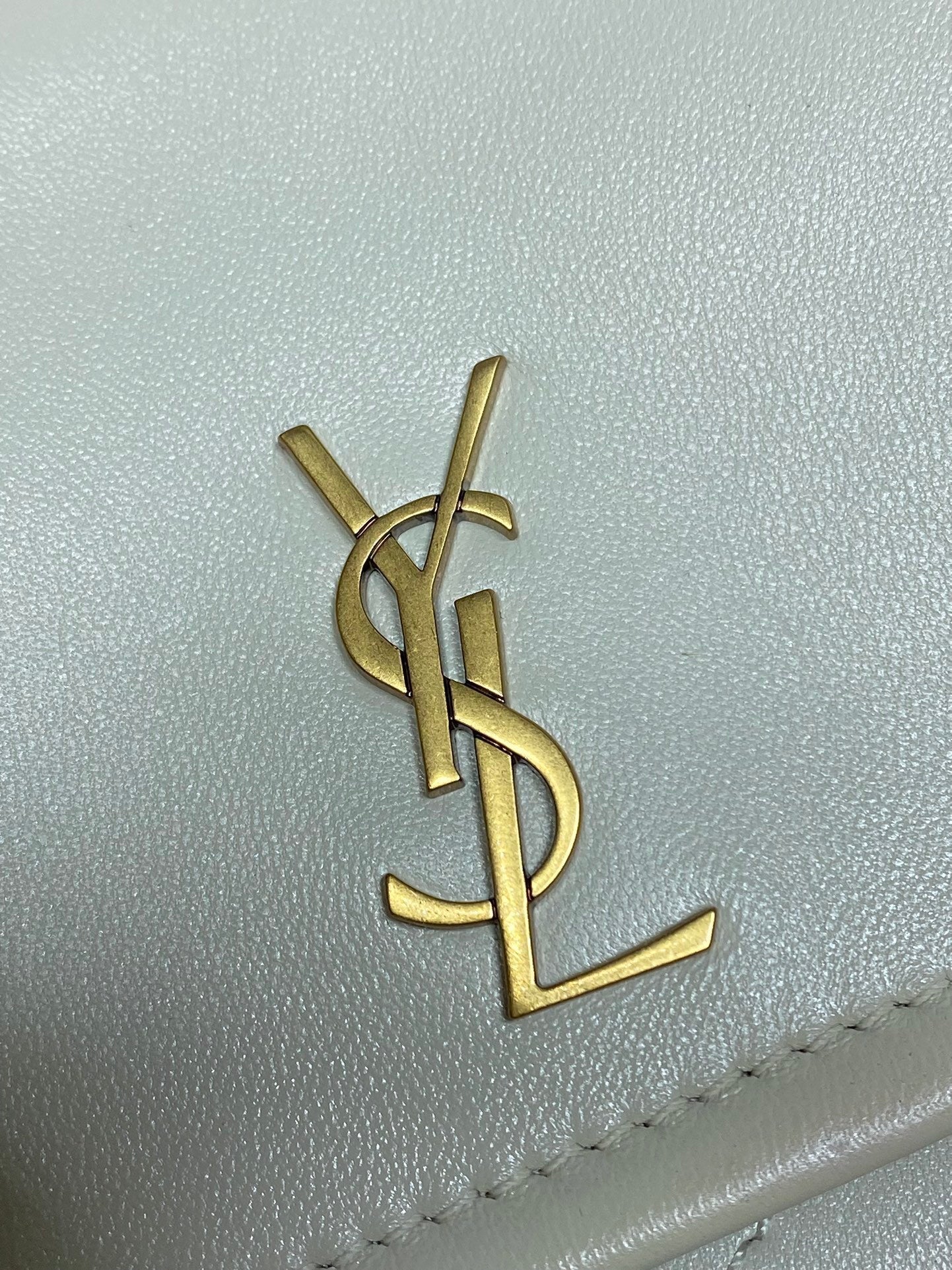 Ezyycart Bags - Best High-End Brands in One Place - AFFORDABLE LUXURY BAGS - 15600