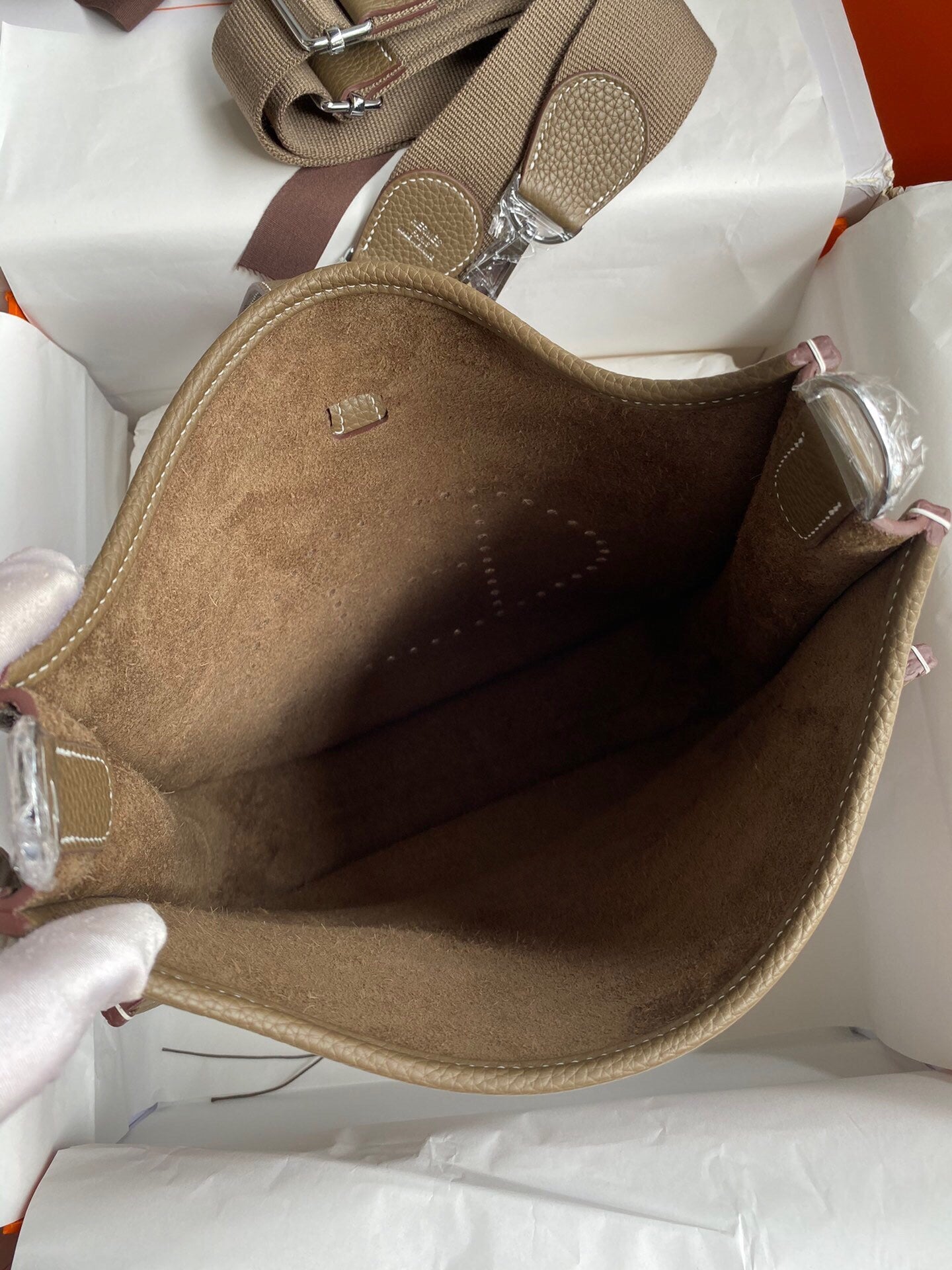 new-luxury-designer-bags-nm23325