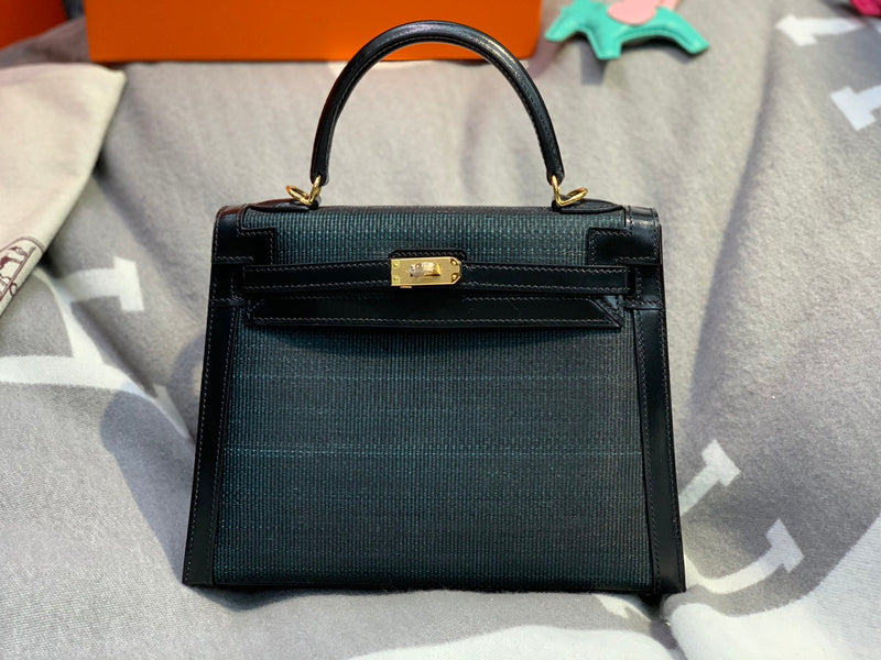 new-luxury-designer-bags-nm23921