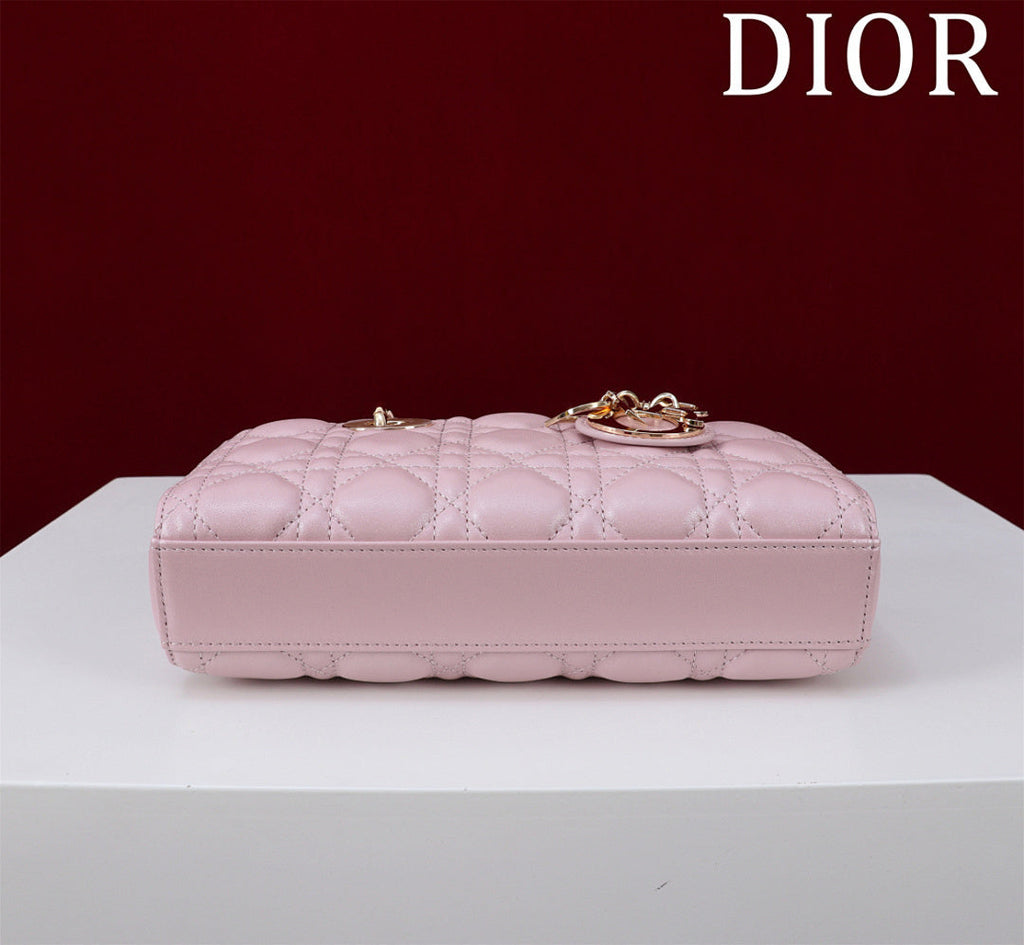 Ezyycart Bags - Best High-End Brands in One Place - AFFORDABLE LUXURY BAGS - 19048