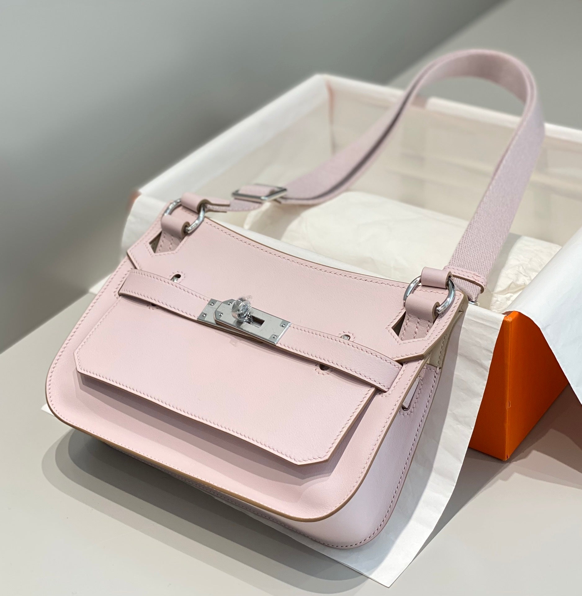 new-luxury-designer-bags-nm22999