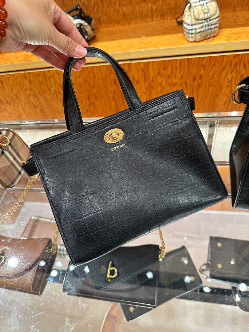 Ezyycart Bags - DESIGNER BAGS FOR WOMEN - AFFORDABLE LUXURY BAGS - 17527