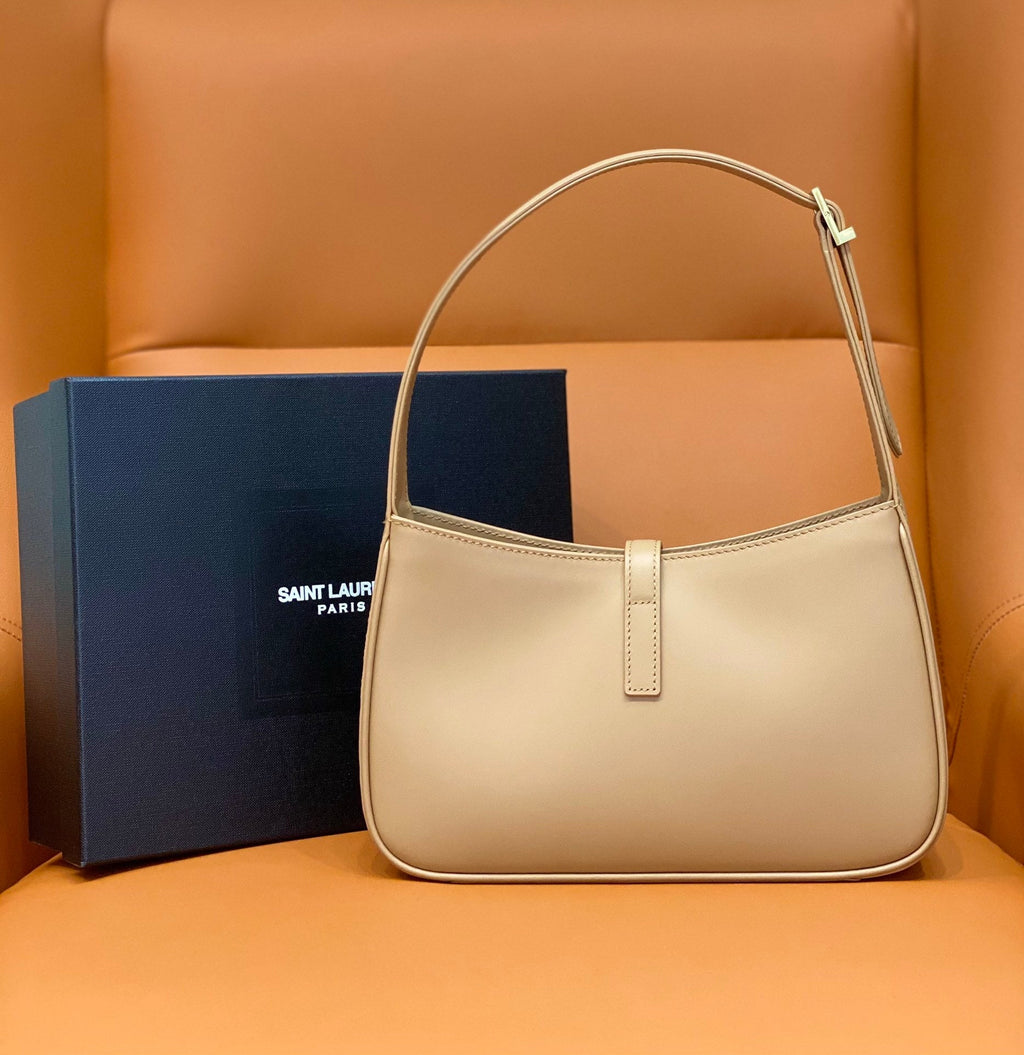 Ezyycart Bags - Best High-End Brands in One Place - AFFORDABLE LUXURY BAGS - 15092