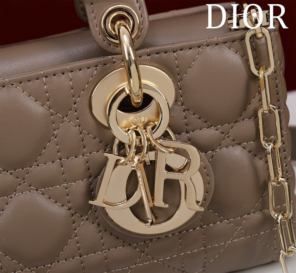 Ezyycart Bags - DESIGNER BAGS FOR WOMEN - AFFORDABLE LUXURY BAGS - 19047
