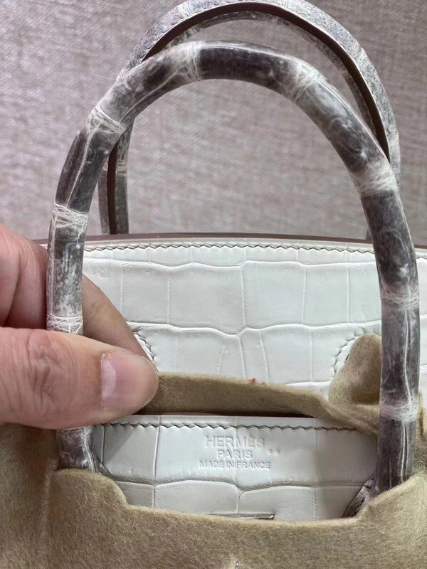 new-designer-premium-bags-nm23736
