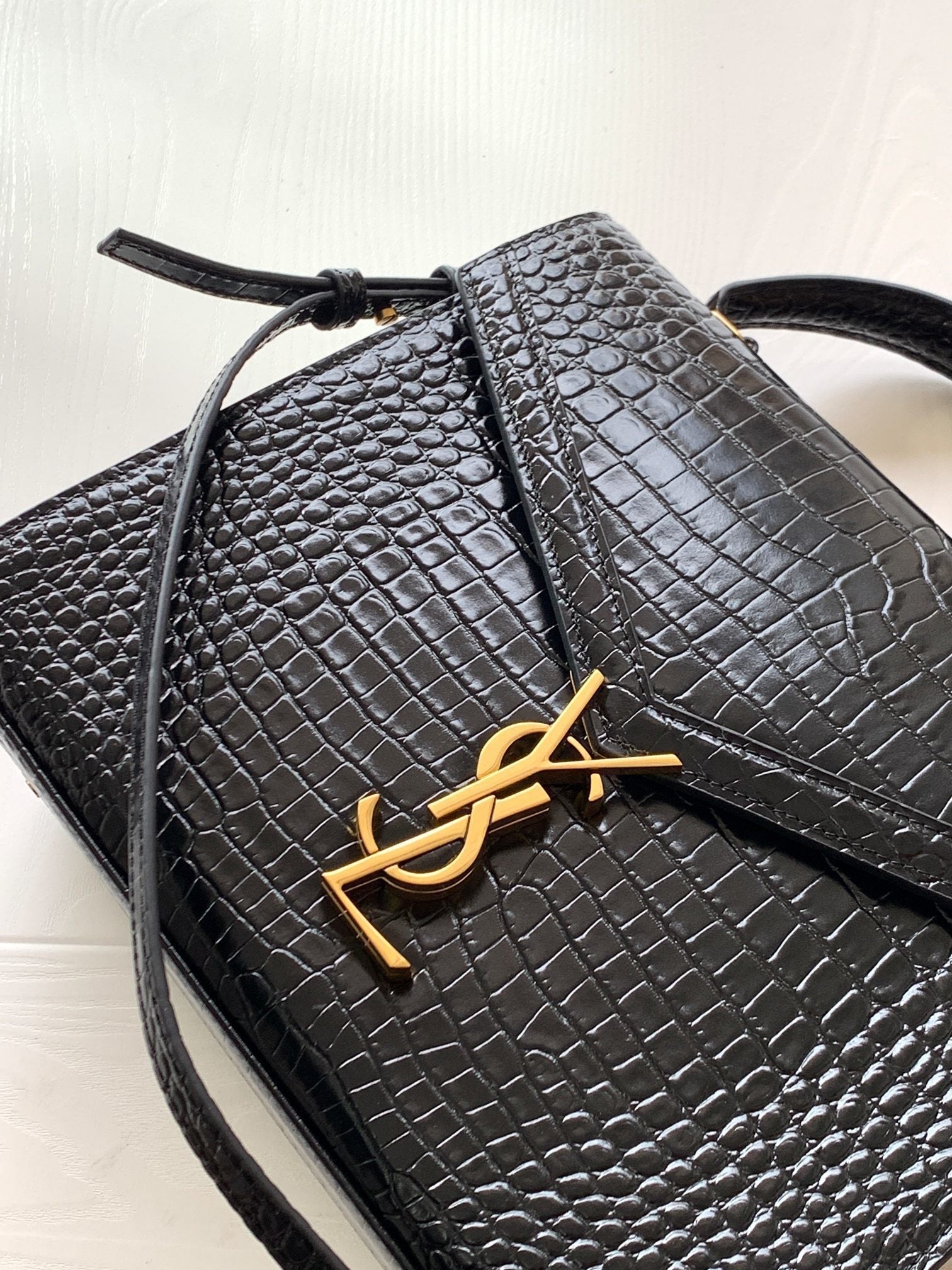 Ezyycart Bags - DESIGNER BAGS FOR WOMEN - AFFORDABLE LUXURY BAGS - 15107