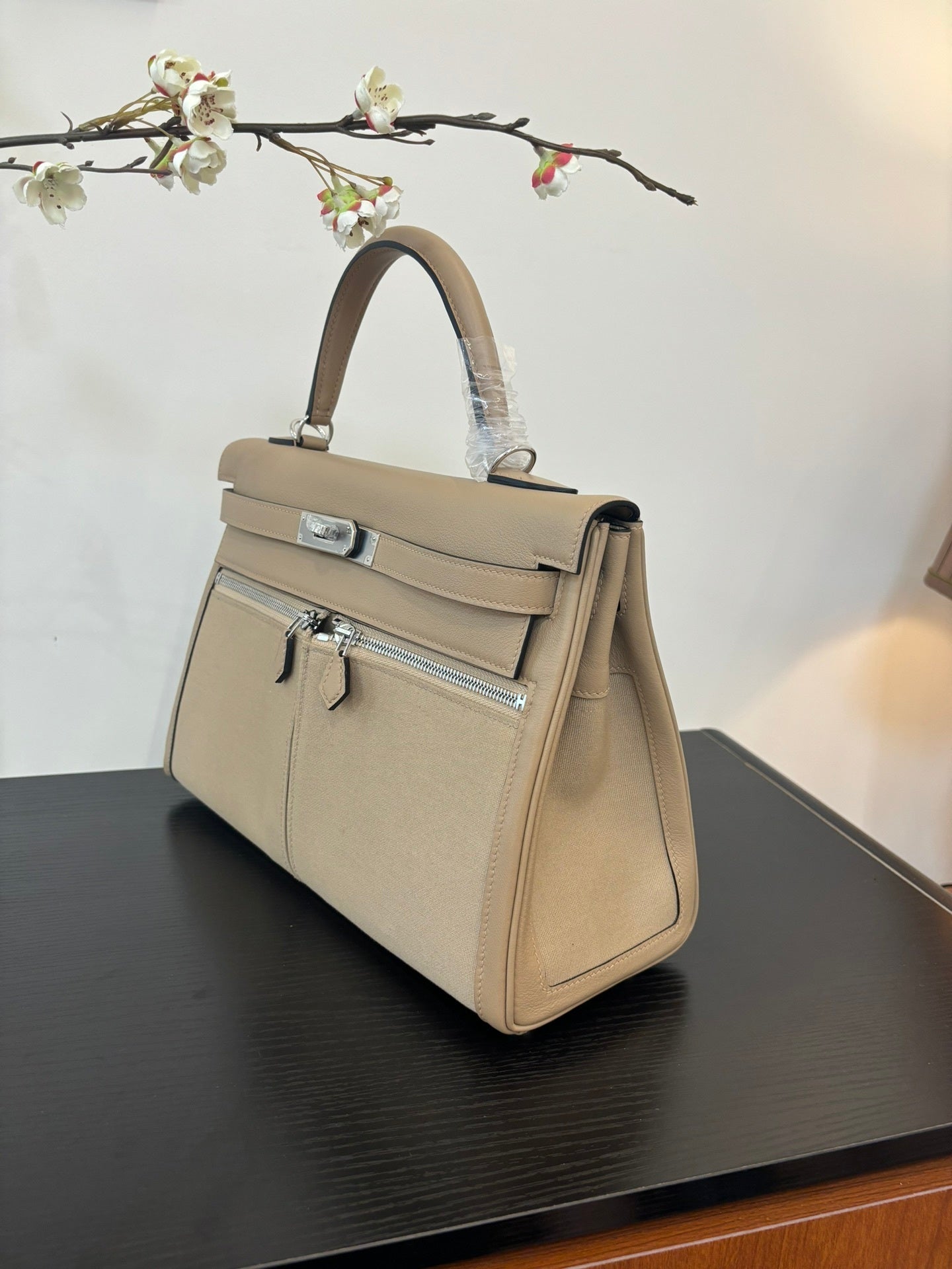 new-luxury-designer-bags-nm22939