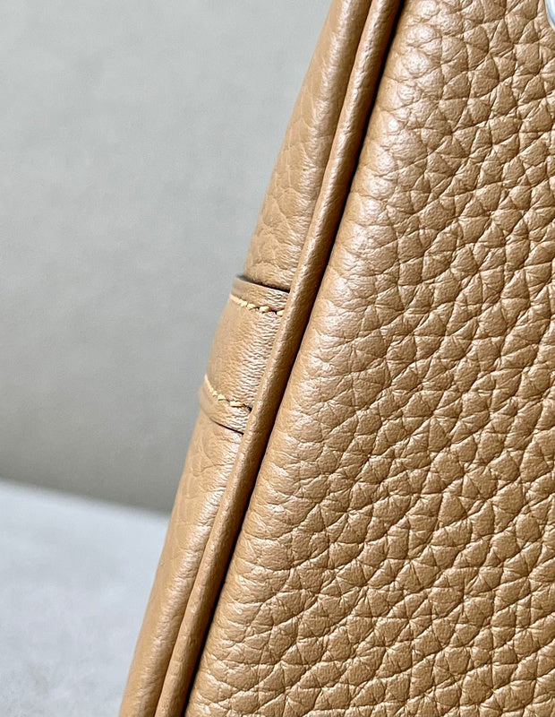 new-luxury-designer-bags-nm23411