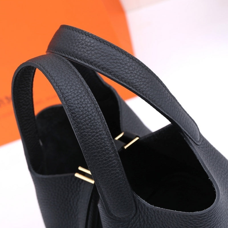 new-luxury-designer-bags-nm23484