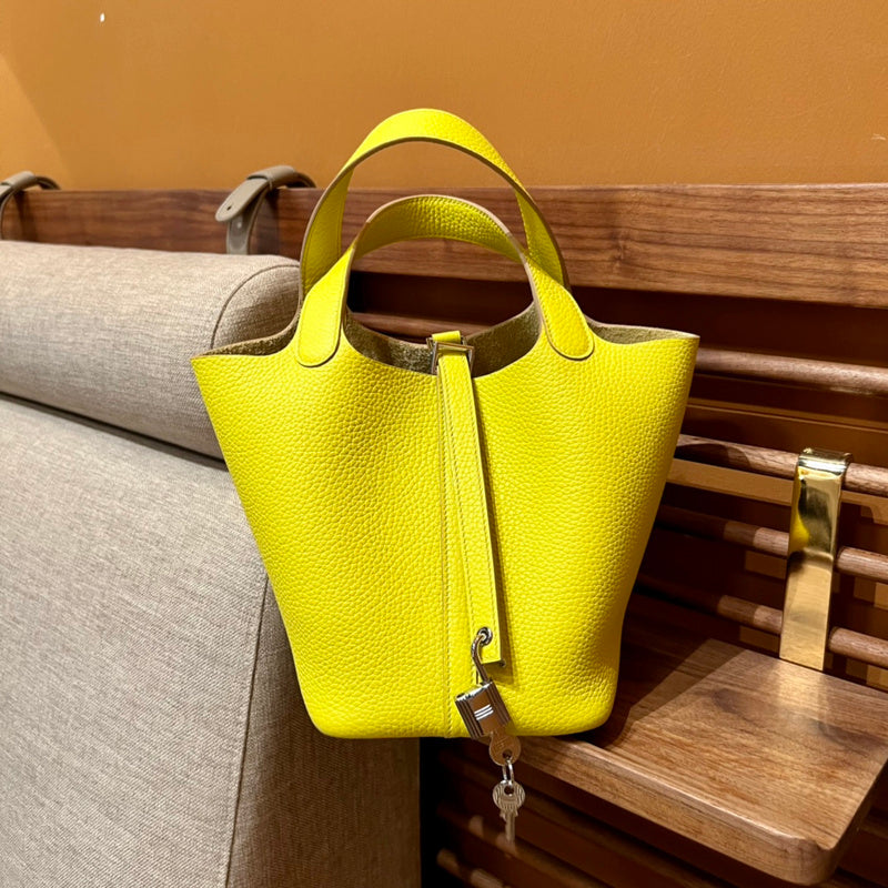 new-luxury-designer-bags-nm23845