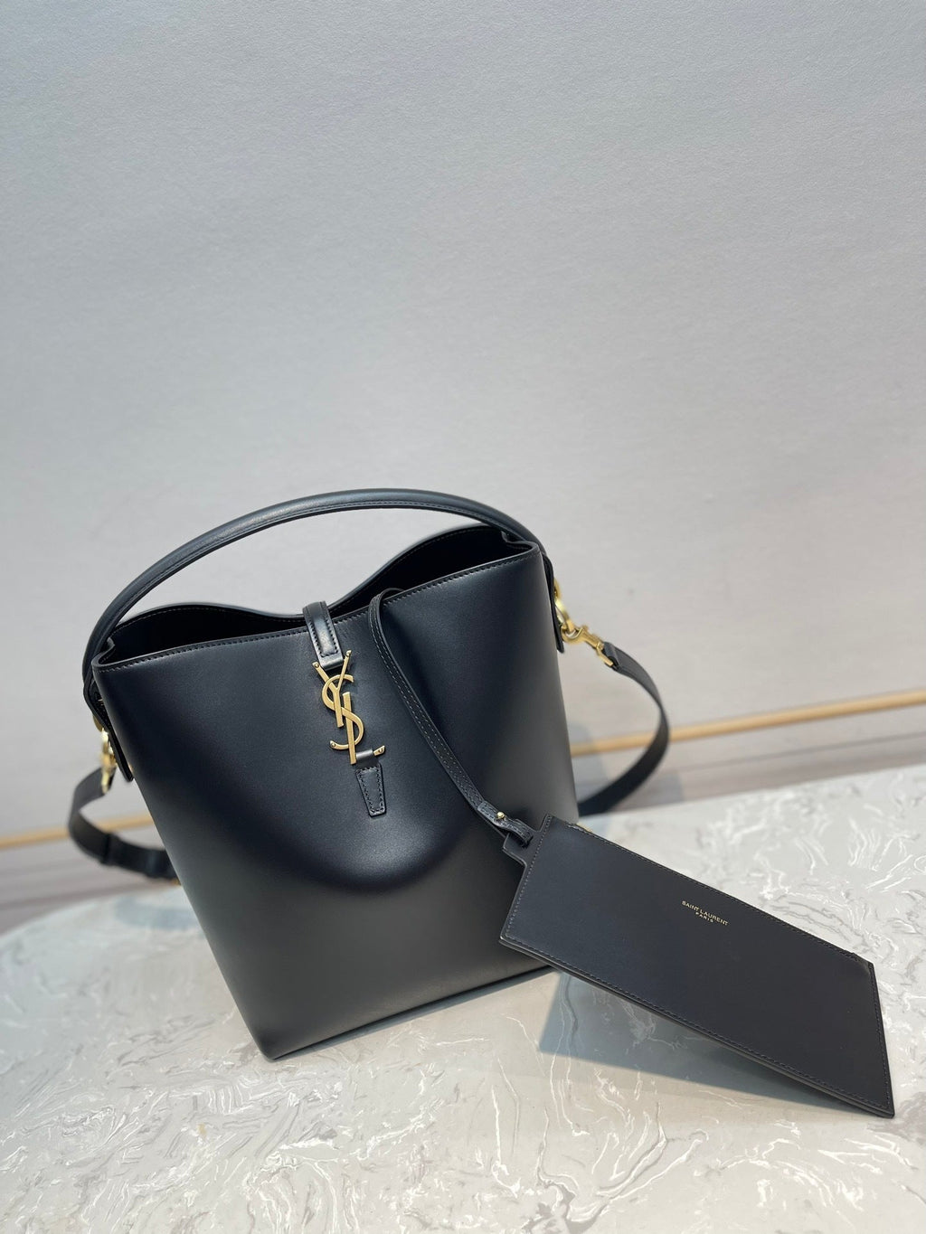 Ezyycart Bags - Best High-End Brands in One Place - AFFORDABLE LUXURY BAGS - 6025
