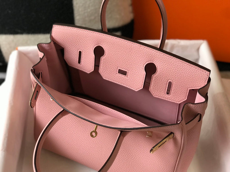 new-luxury-designer-bags-nm23538