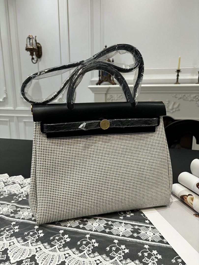 Anum Bags - High-Quality Designer Products for You - AFFORDABLE LUXURY BAGS - 20458