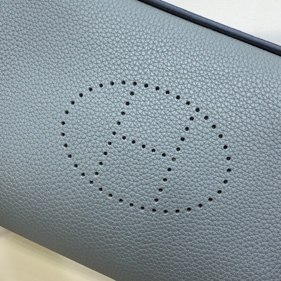 new-luxury-designer-bags-nm23339