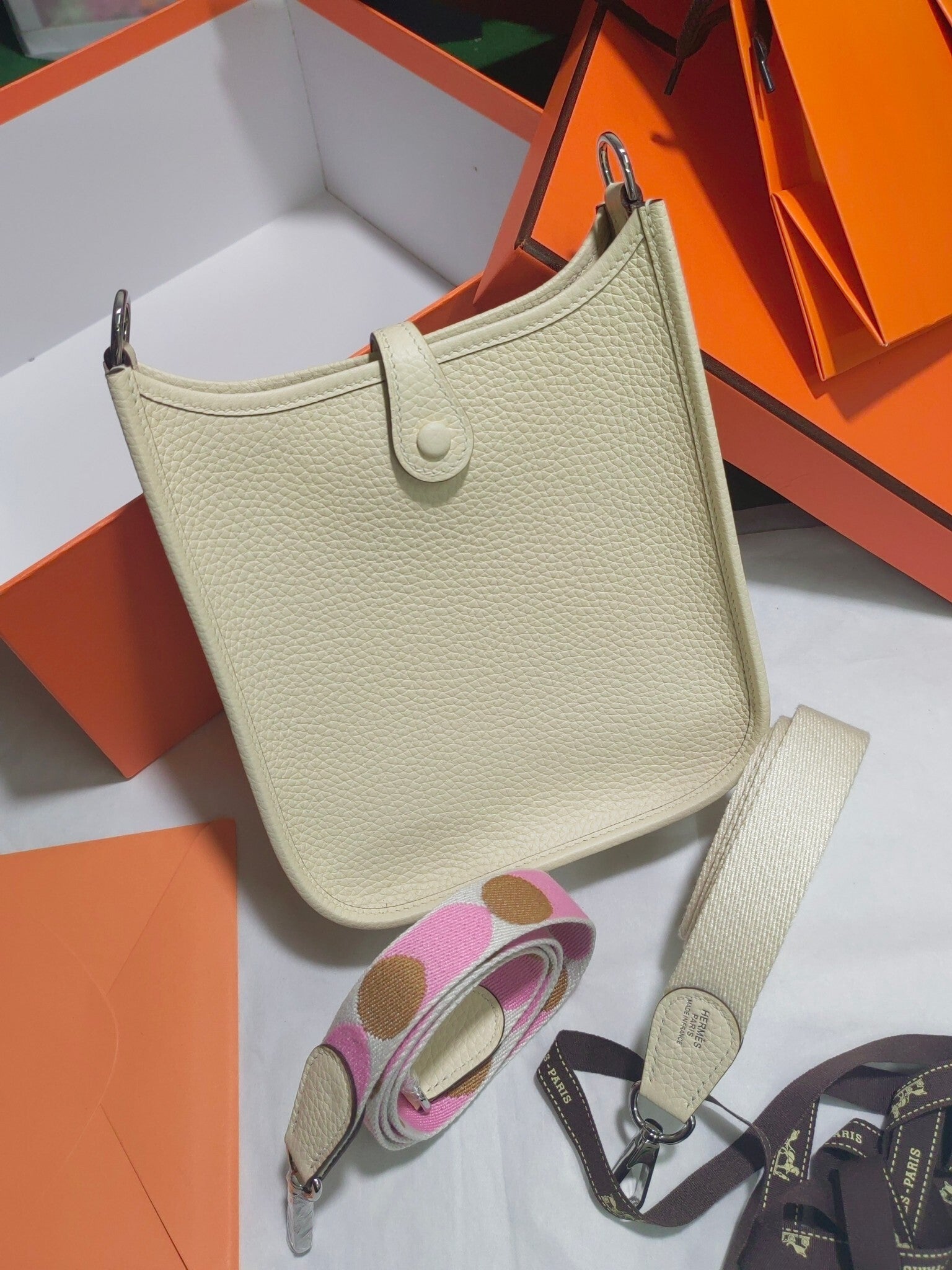 new-luxury-designer-bags-nm23025