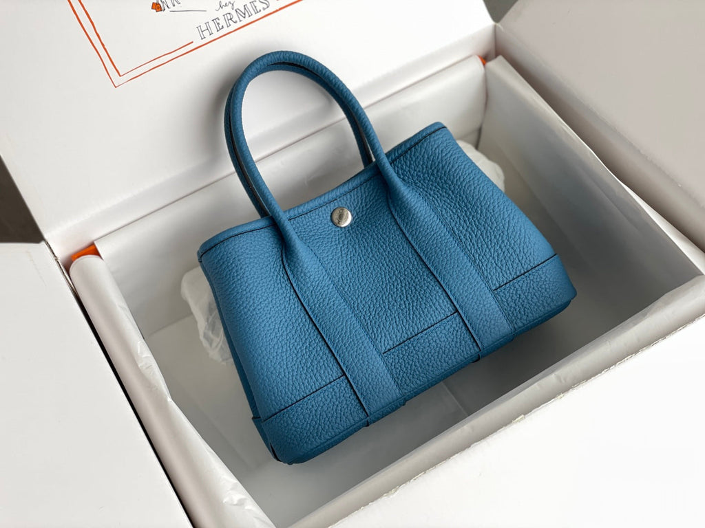 new-luxury-designer-bags-nm22946