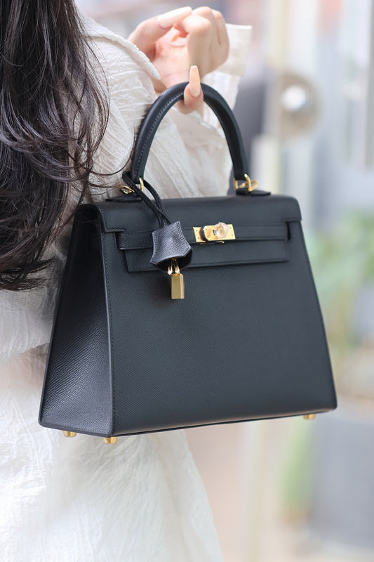 new-luxury-designer-bags-nm23375