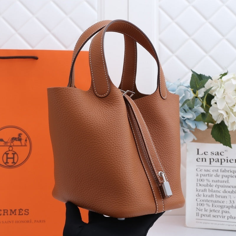 new-luxury-designer-bags-nm23485