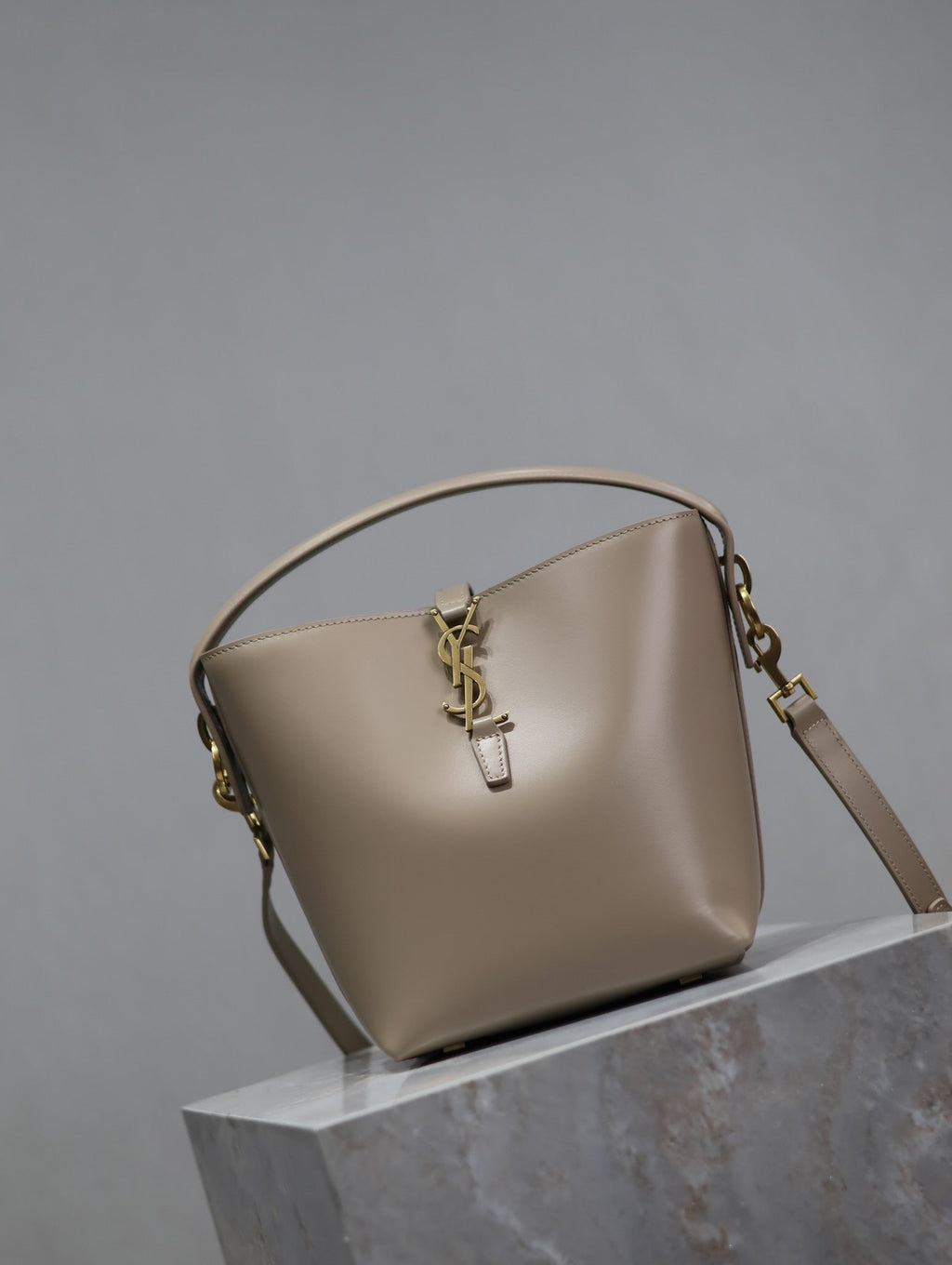 Ezyycart Bags - Premium Luxury Goods and Accessories - AFFORDABLE LUXURY BAGS - 15329