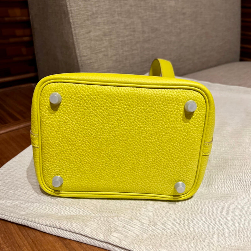 new-luxury-designer-bags-nm23845