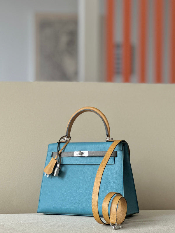 new-luxury-designer-bags-nm23990