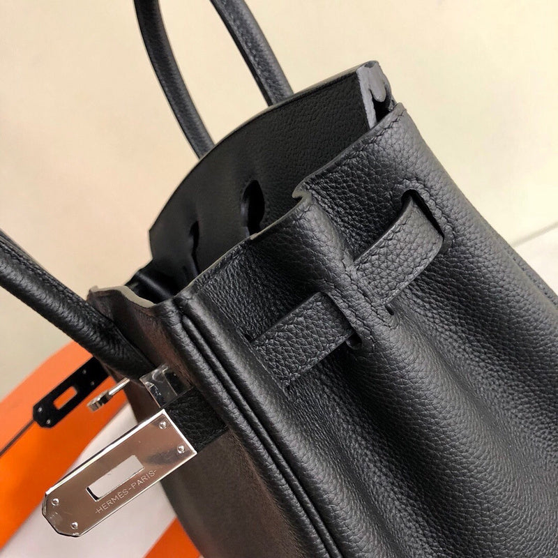 new-luxury-designer-bags-nm23772